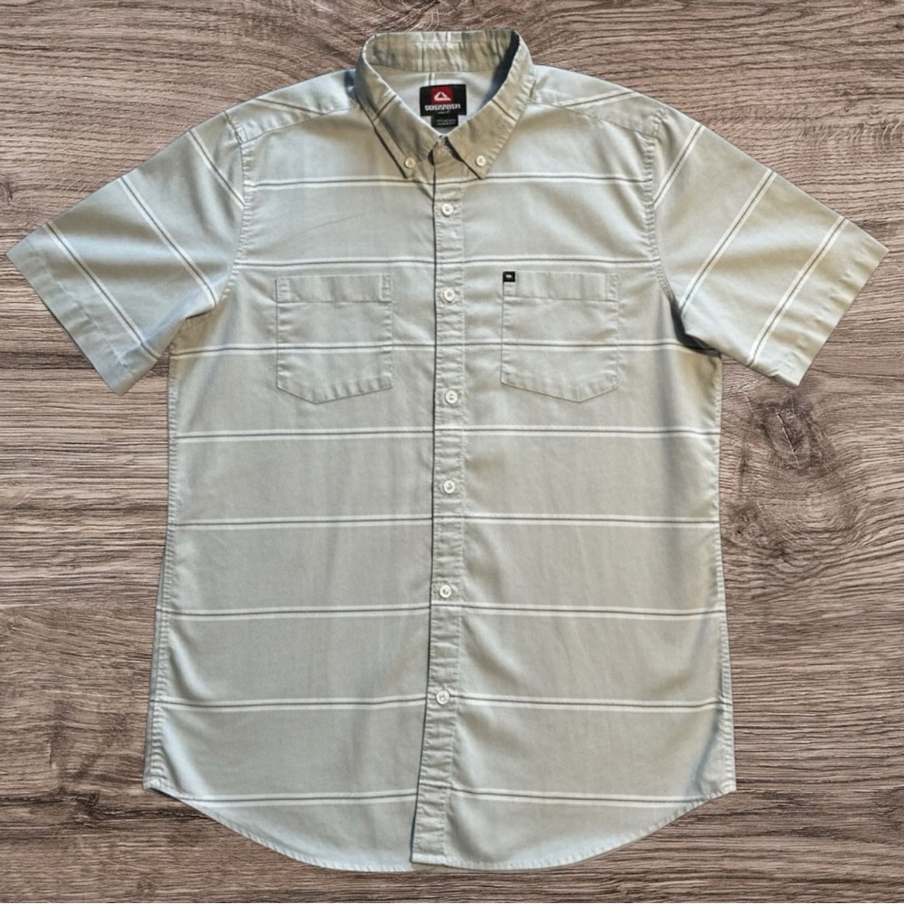 🌊 Quiksilver Vintage Y2K Striped Button Down